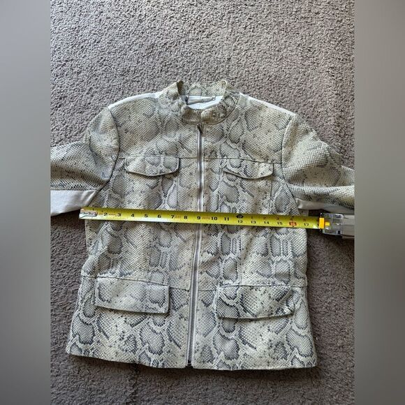 Elie Tahari Gwen Snake Suede Front Jacket Size Medium - Picture 14 of 16